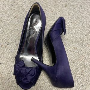 Nina purple heel peep toe
